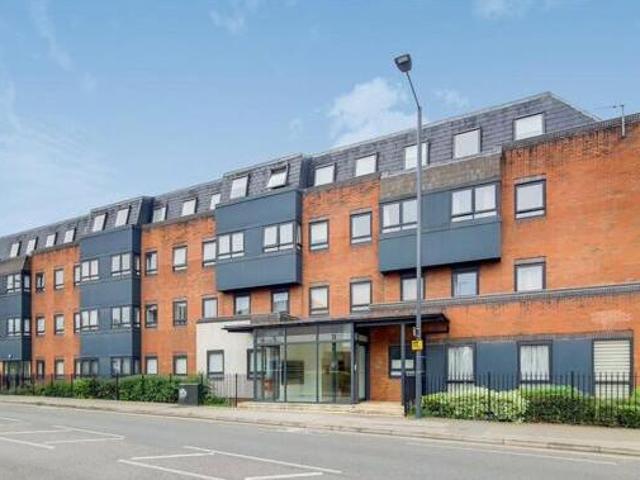 House for rent in Pinner, Greater London