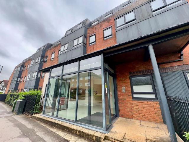 Apartment for rent in Pinner, Isle Of Man