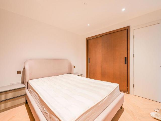 House for rent in Canary Wharf, Greater London