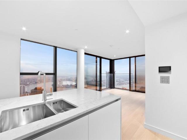 House for rent in Poplar Grove, Greater London