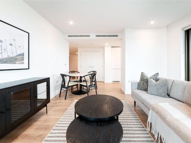 Apartment for rent in Isle Of Dogs, Isle Of Man