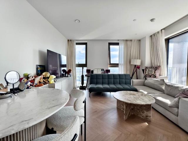 Apartment for rent in Cubitt Town, Greater London