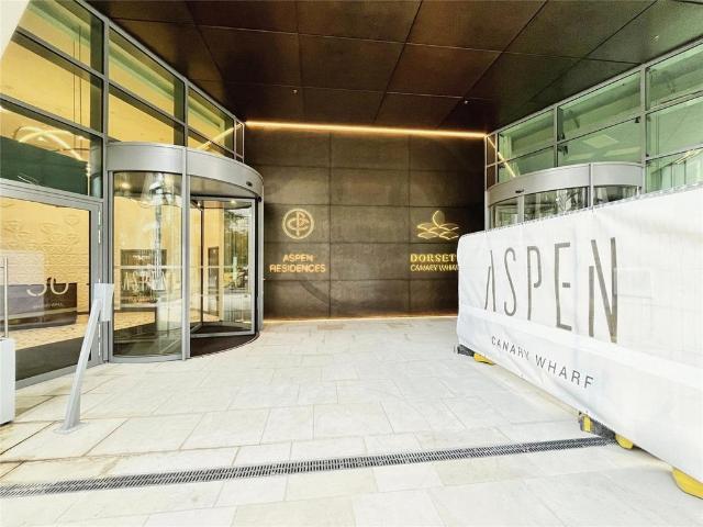 Apartment for rent in Canary Wharf, Greater London