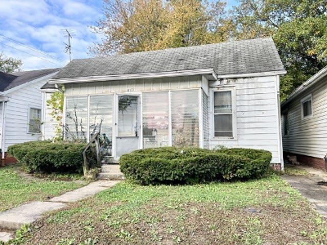House for sale in Evansville, Indiana