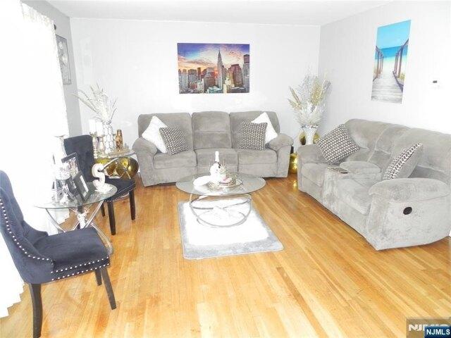 House for sale in Little Ferry, New Jersey
