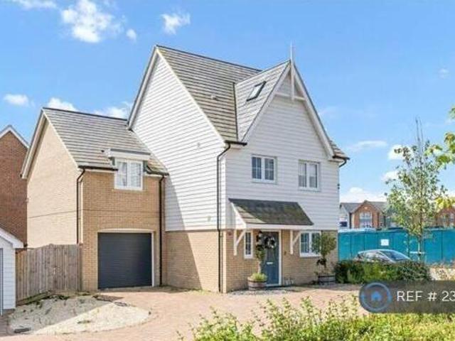 House for rent in Colliers End, Hertfordshire