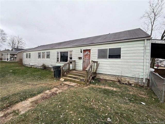 House for sale in Charlestown, Indiana