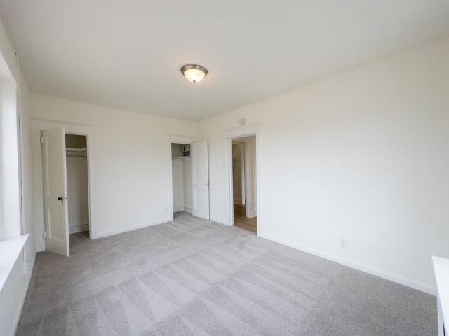 Apartment for rent in Lansdowne