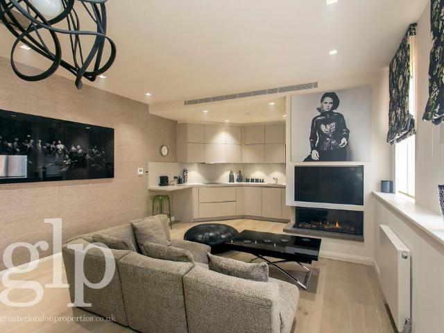 Apartment for rent in Soho, Greater London