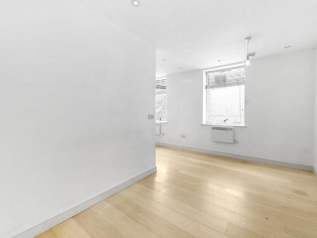 Apartment for rent in Soho, Isle Of Man