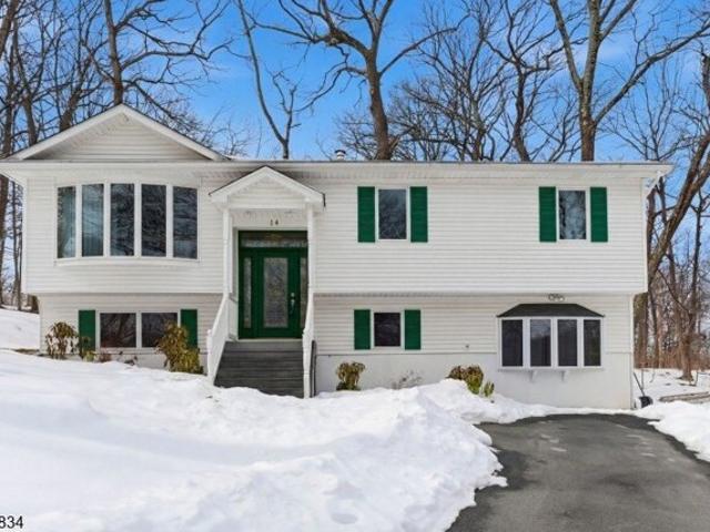 House for sale in Glasser, New Jersey