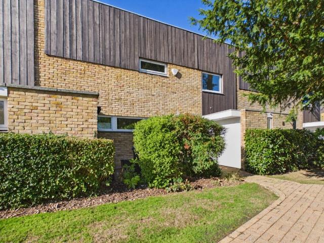 House for rent in Denham, Gerrards Cross and Chalfonts Community Board, Tatling End