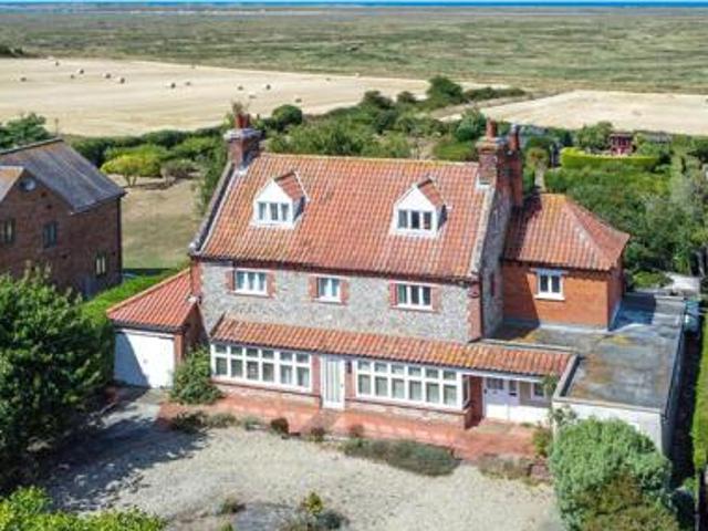 House for sale in Bromsberrow Heath, Gloucestershire