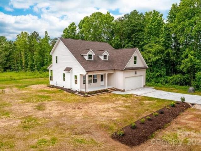 House for sale in Catawba