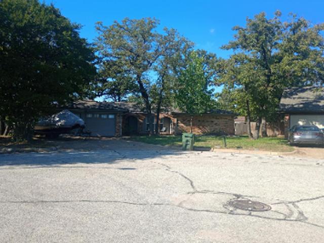 House for sale in Arlington, Tarrant County