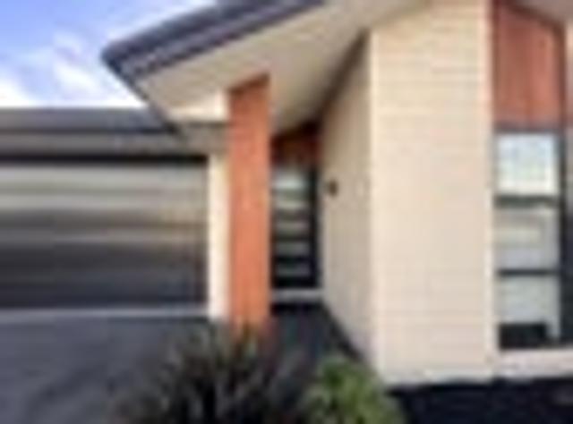 House for rent in Chaslands, Canterbury