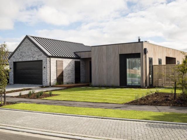 House for rent in Chaslands, Canterbury