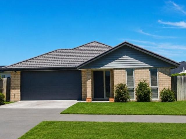 House for rent in Chaslands, Canterbury