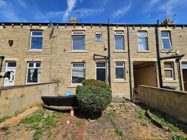 House for rent in Laisterdyke, West Yorkshire