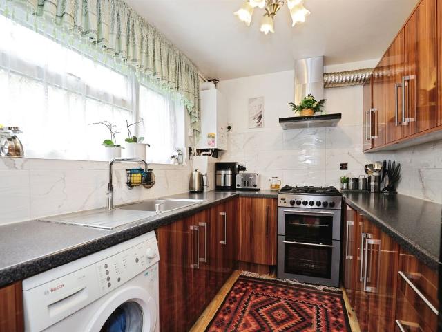 House for rent in Lillington, Green Close