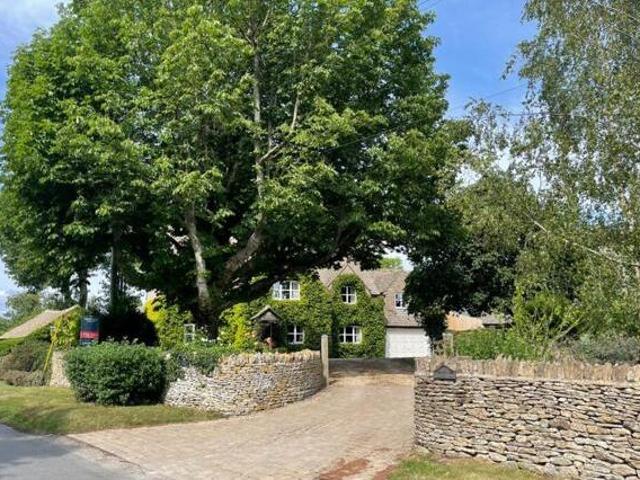 House for sale in Swindon