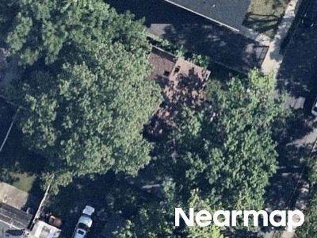 House for sale in Newark, Essex County