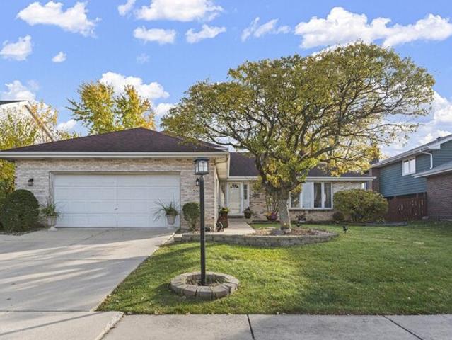 House for sale in Oak Forest, Illinois