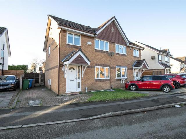 House for rent in Sale Moor, Trafford Park