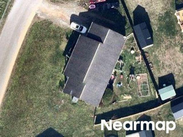 House for sale in Fincastle, La Follette