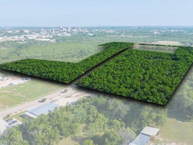 Land for sale in Taylor, Texas