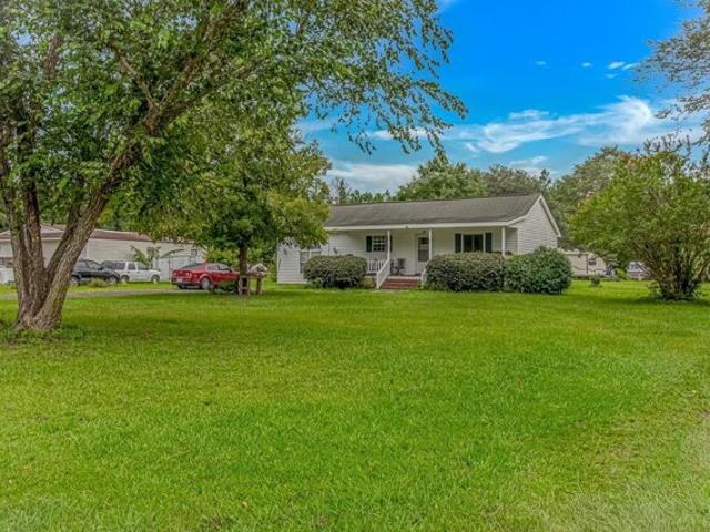 House for sale in Loris
