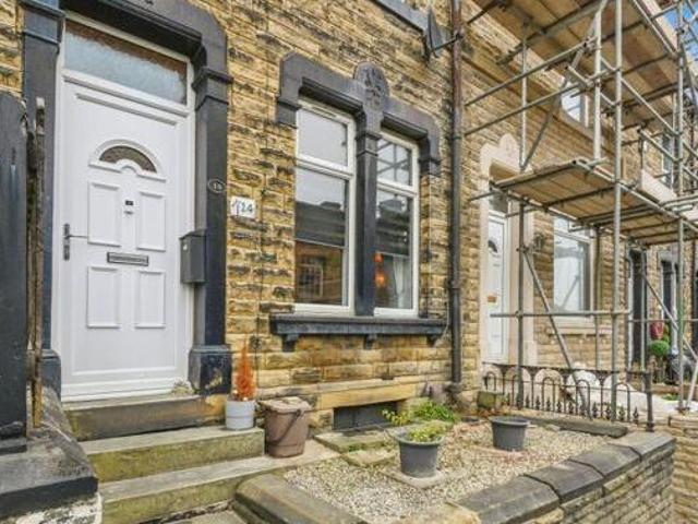 House for sale in Hove Edge, Brighouse
