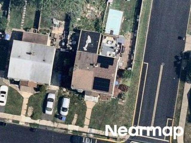 House for sale in Bridgeton Apartments, Woodbridge Township