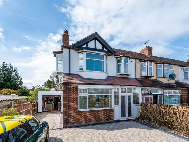 House for rent in London Borough of Merton, Raynes Park