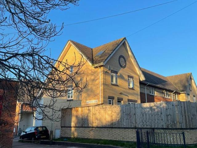 House for rent in Bede Island, Old Wharf