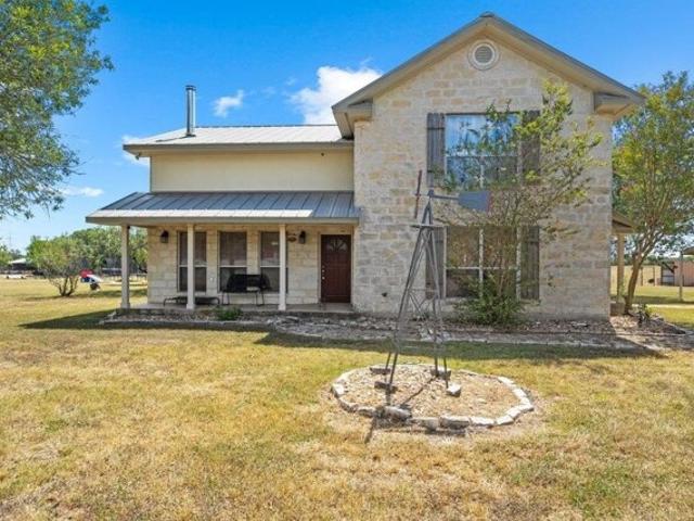 House for sale in Martindale, Texas