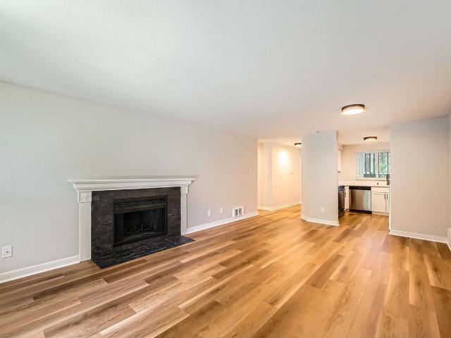 Apartment for rent in Bellevue, Washington