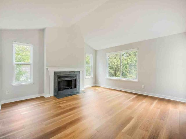 Apartment for rent in Bellevue, Washington