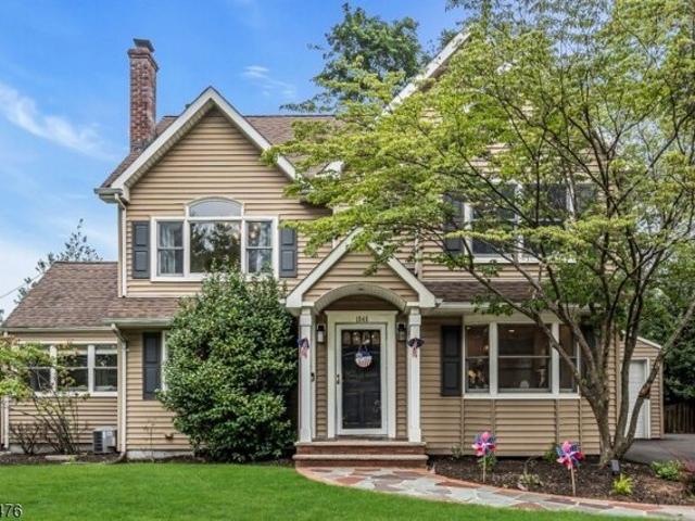House for sale in Scotch Plains, New Jersey