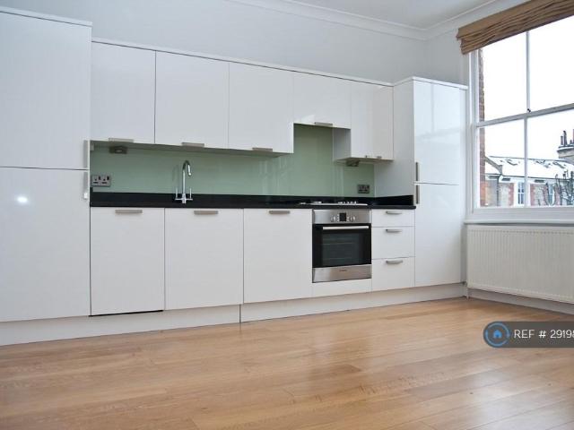 House for rent in Highbury, Greater London
