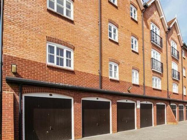 House for sale in Cliff Hill, Green Close