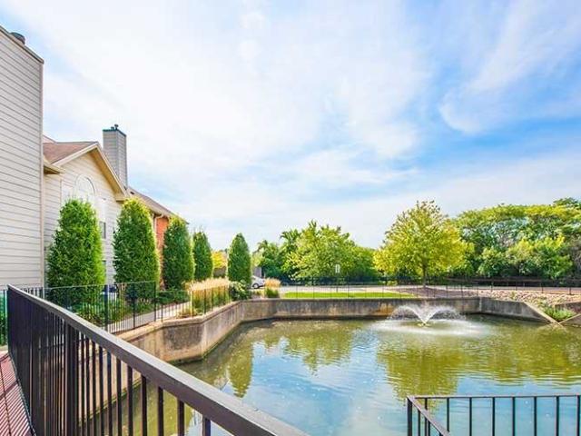 Apartment for rent in Lombard