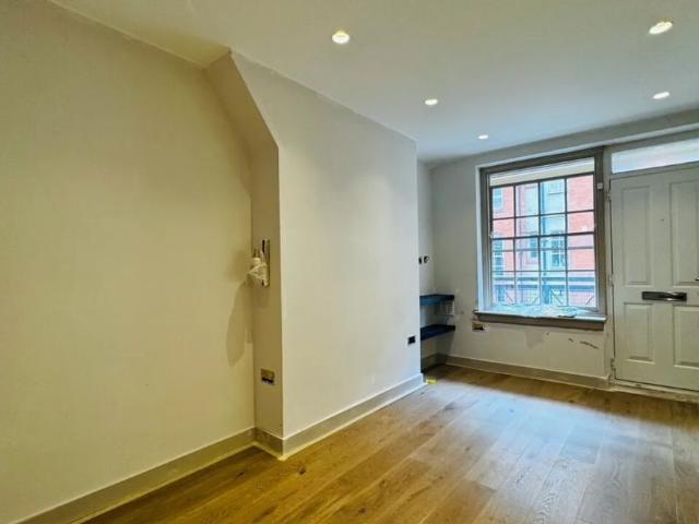 Apartment for rent in Covent Garden, Greater London