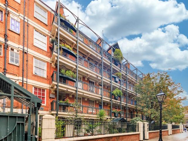 Apartment for rent in Covent Garden, Greater London