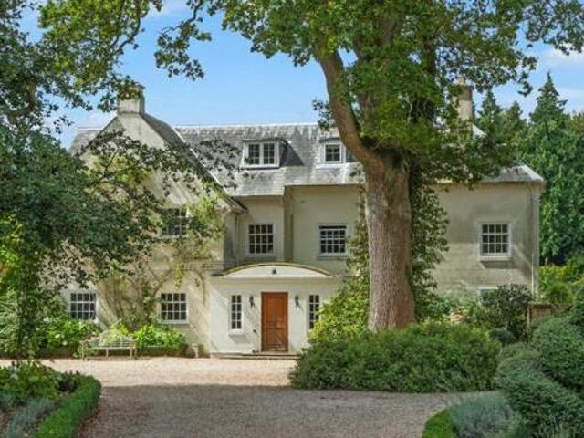 House for sale in Hampshire