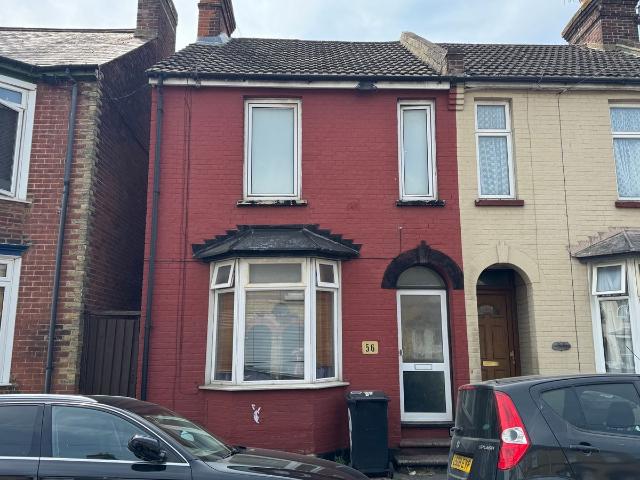 Studio for rent in Martyrs Field, The Bridge