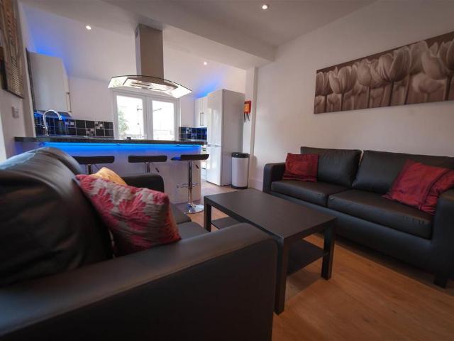 House for rent in Martyrs Field, The Bridge