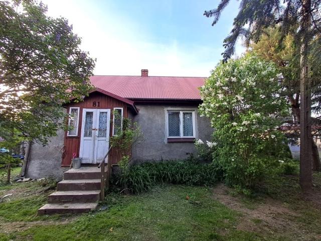 Dom na sprzedaż w Ożarów, Świętokrzyskie
