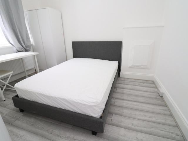 Room for rent in London Borough of Ealing, Greater London