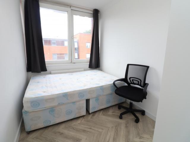 Room for rent in Barnsbury, Greater London